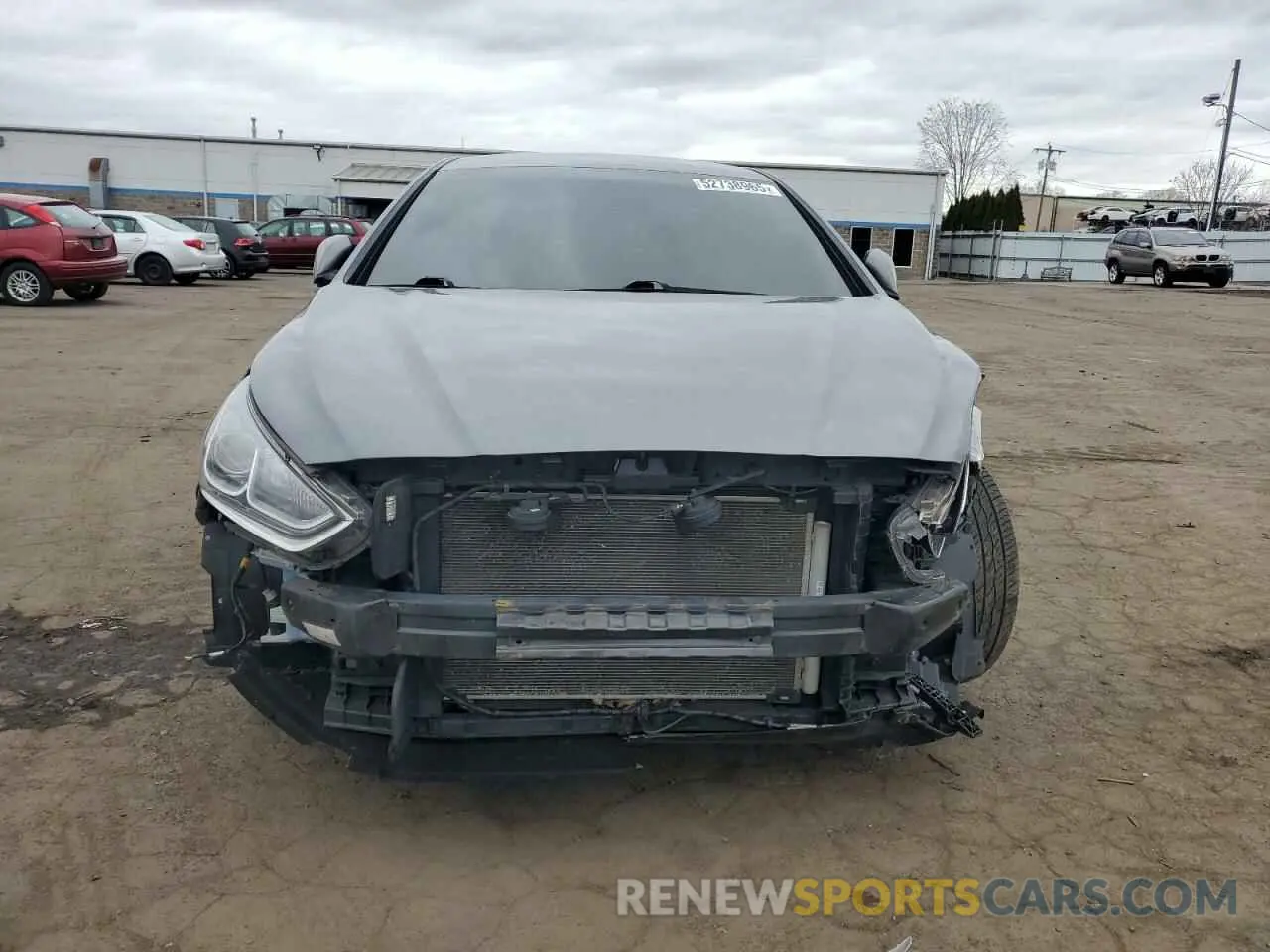 5 Photograph of a damaged car 5NPE34AF9KH795563 HYUNDAI SONATA 2019