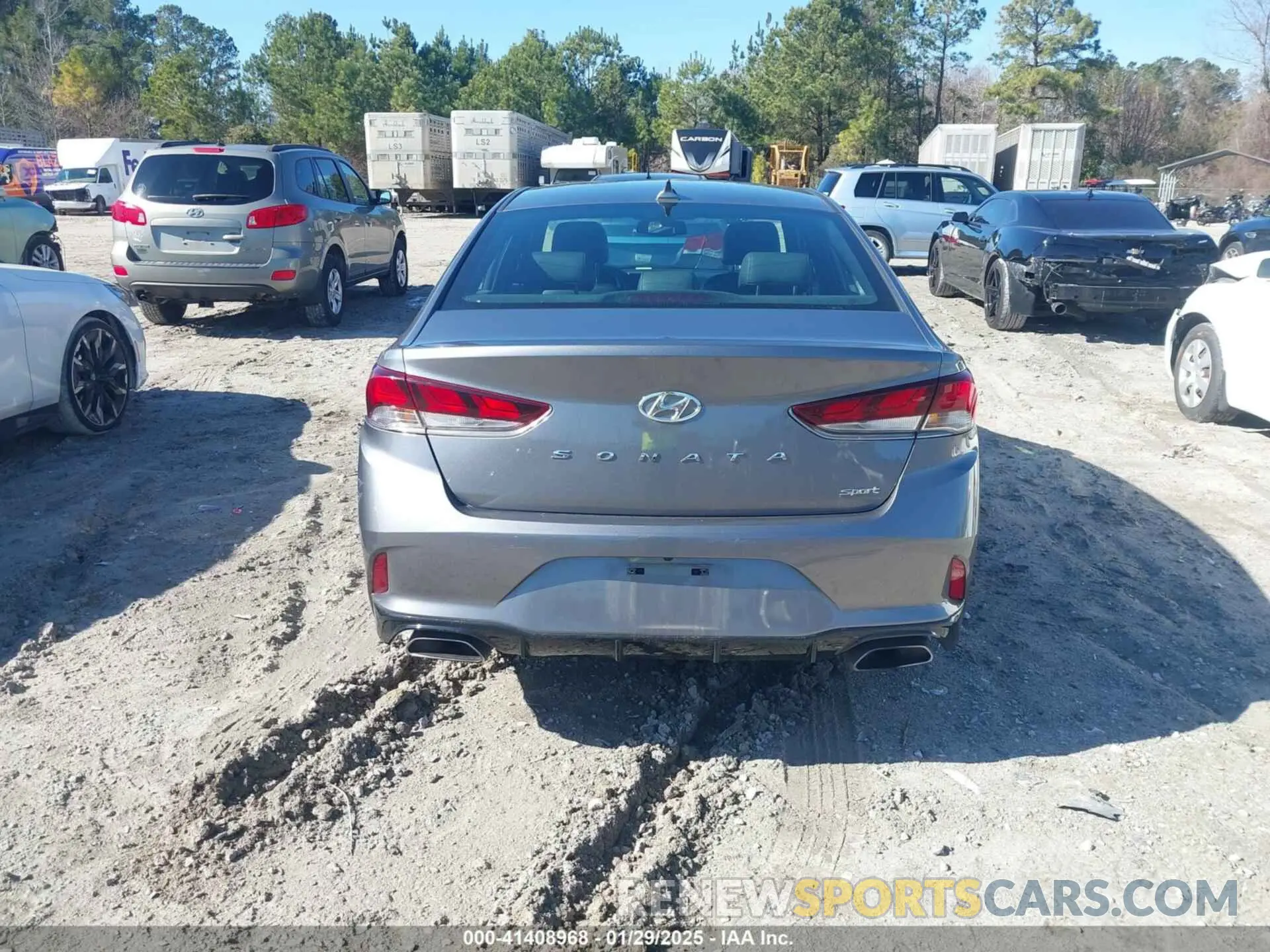 15 Photograph of a damaged car 5NPE34AF9KH795658 HYUNDAI SONATA 2019