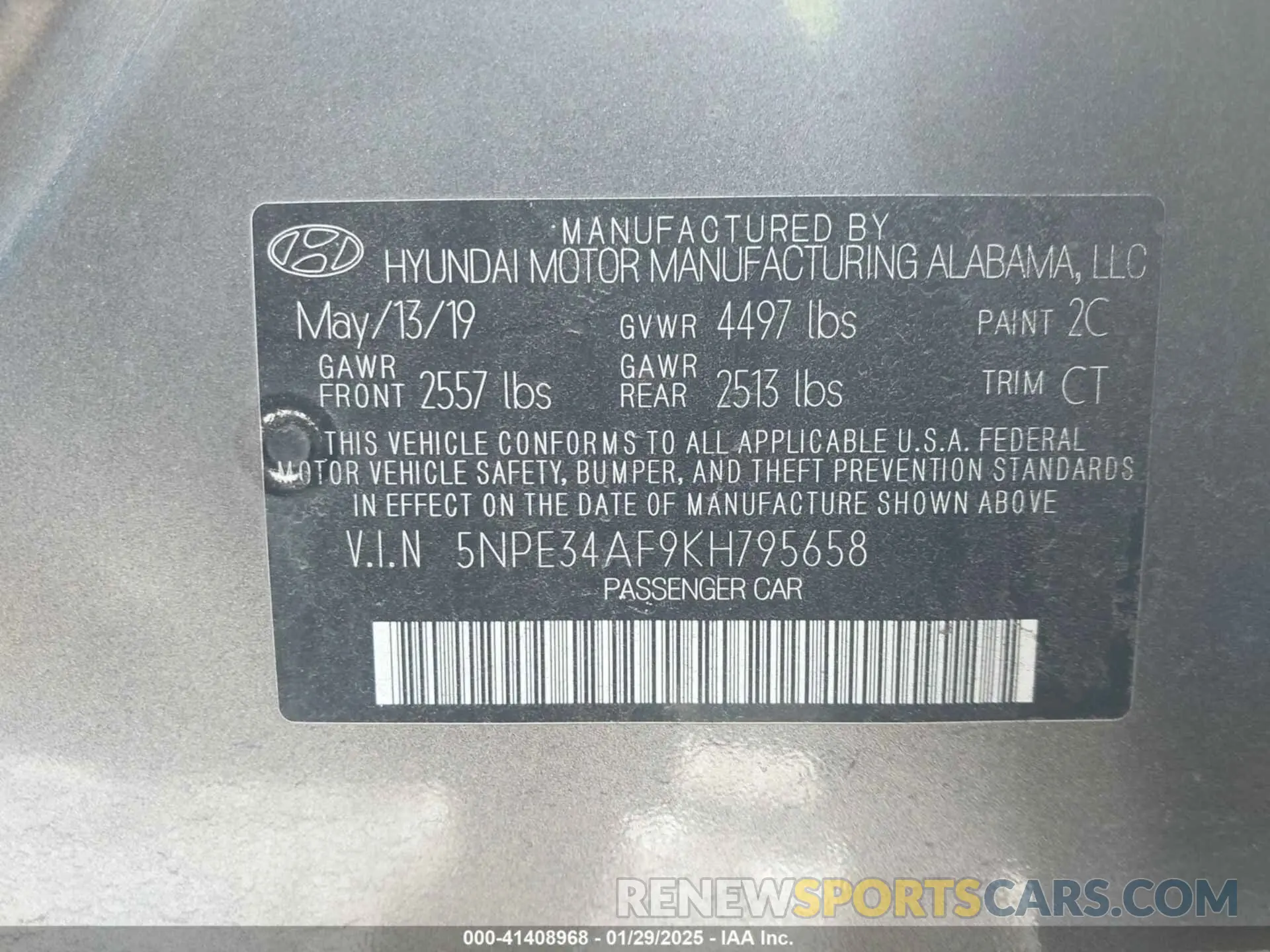 9 Photograph of a damaged car 5NPE34AF9KH795658 HYUNDAI SONATA 2019