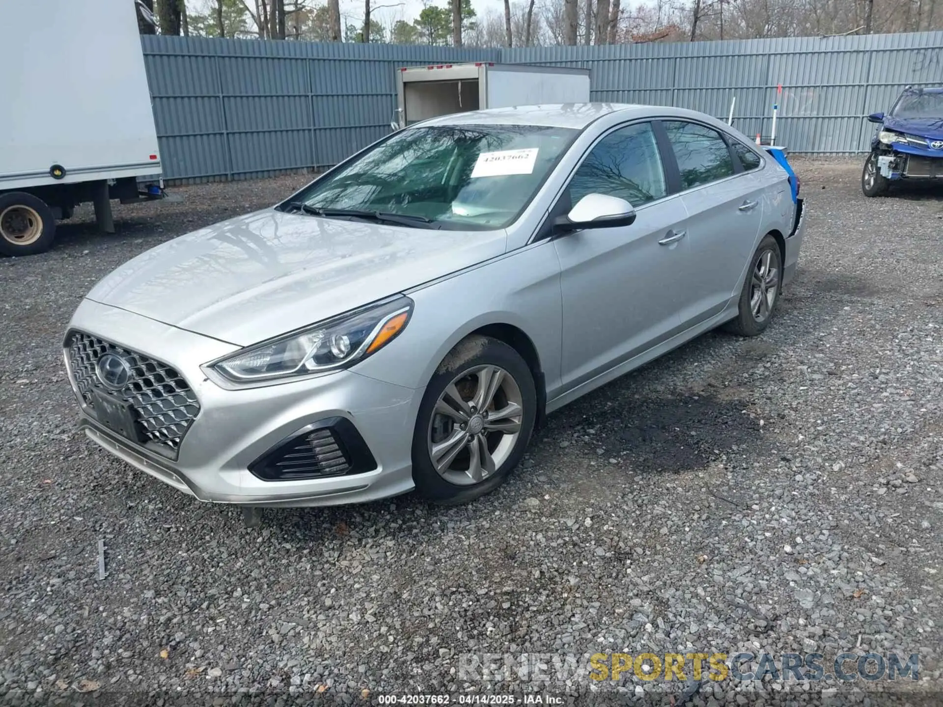 2 Photograph of a damaged car 5NPE34AF9KH812667 HYUNDAI SONATA 2019