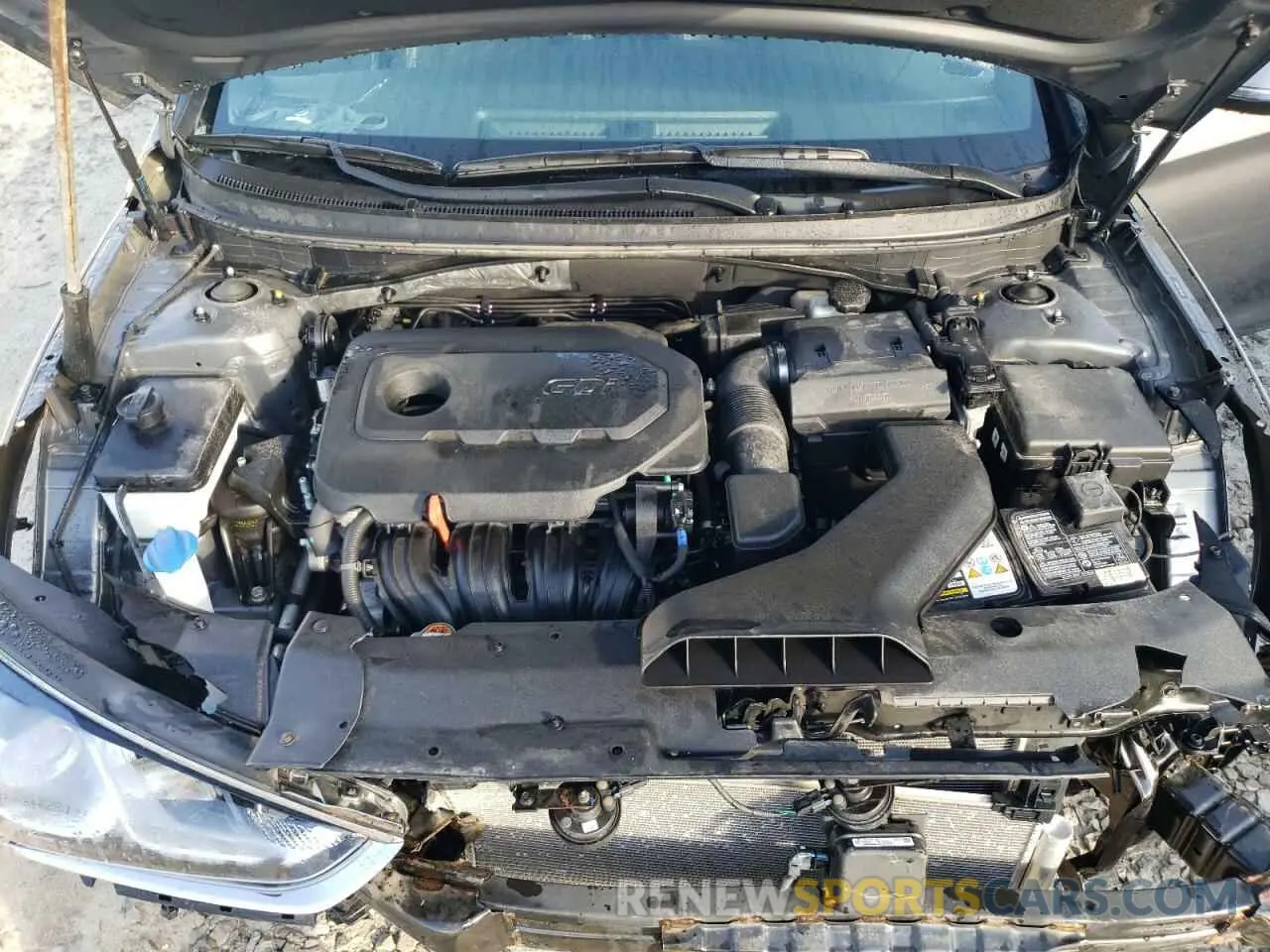 11 Photograph of a damaged car 5NPE34AF9KH815763 HYUNDAI SONATA 2019