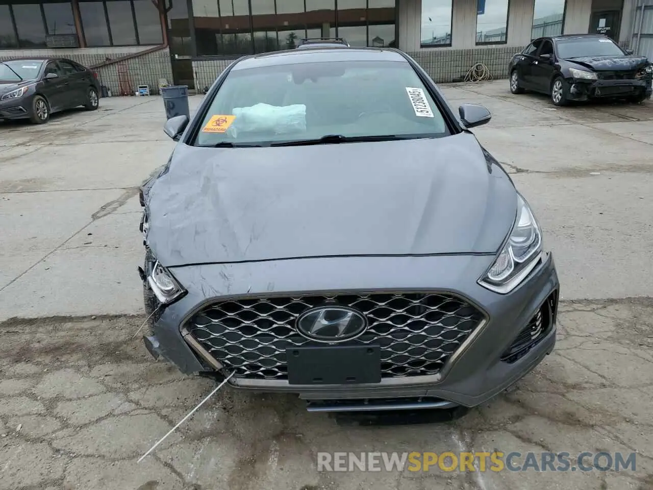 5 Photograph of a damaged car 5NPE34AFXKH729216 HYUNDAI SONATA 2019