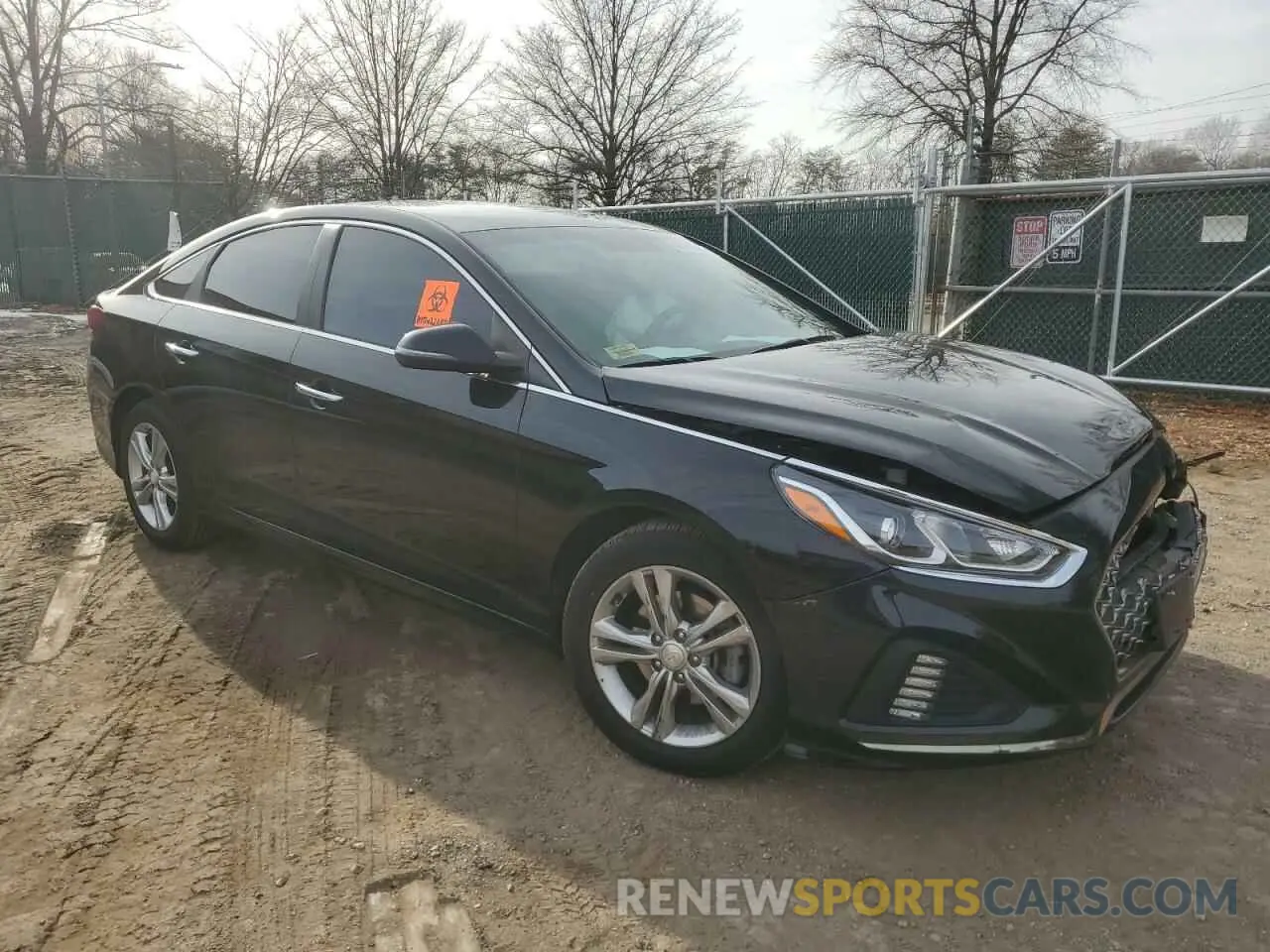 4 Photograph of a damaged car 5NPE34AFXKH729250 HYUNDAI SONATA 2019