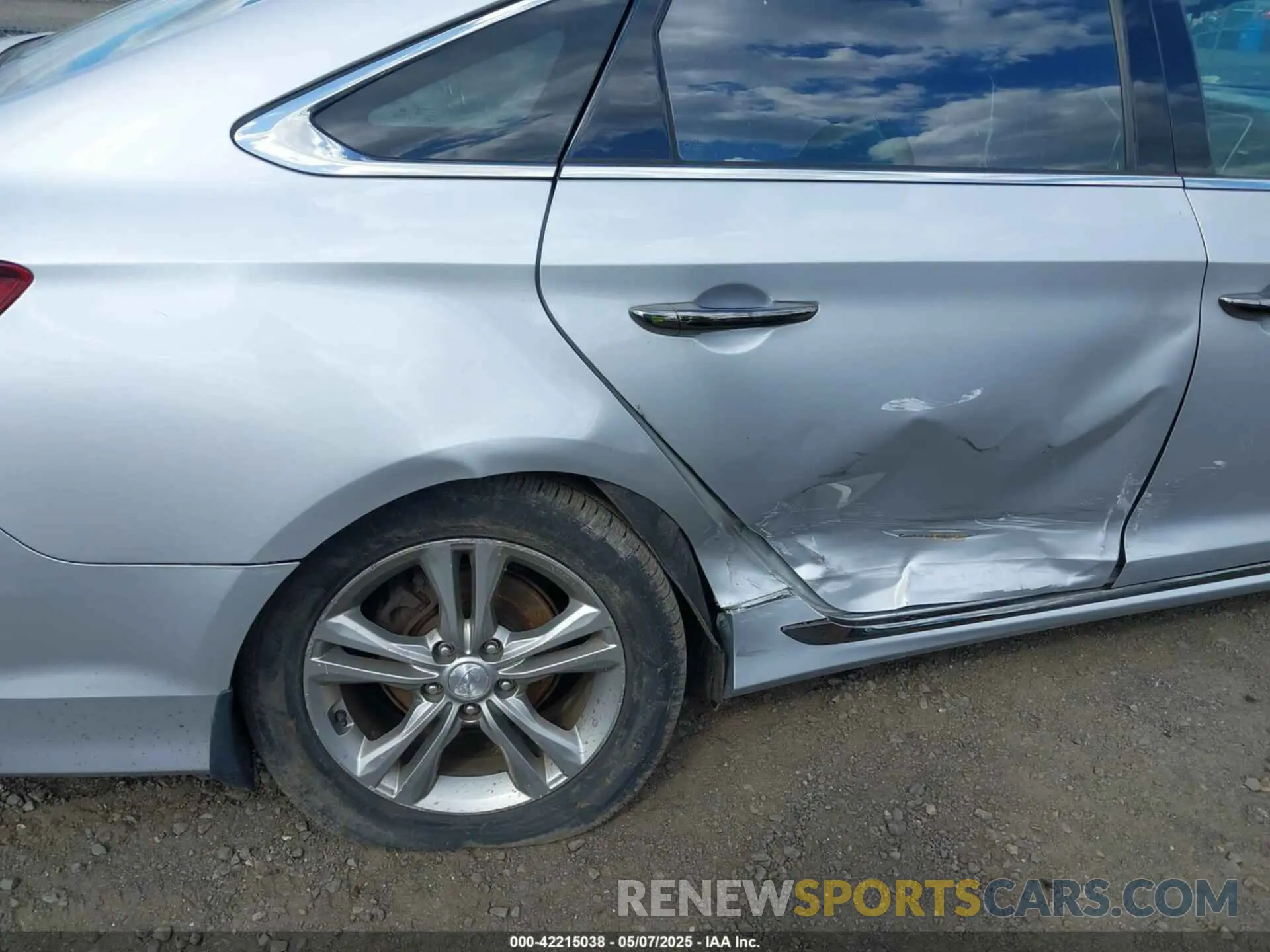 6 Photograph of a damaged car 5NPE34AFXKH740037 HYUNDAI SONATA 2019