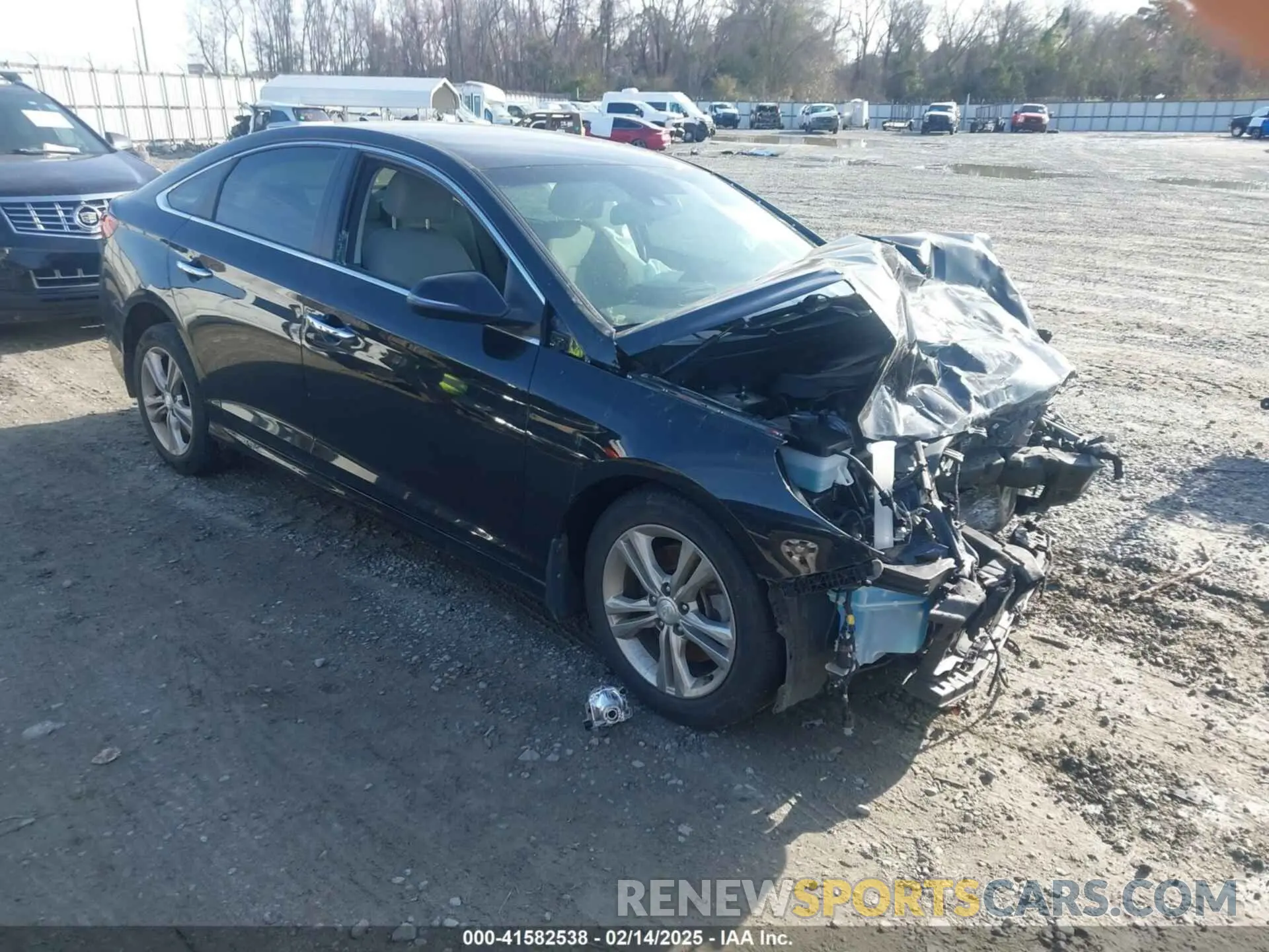 1 Photograph of a damaged car 5NPE34AFXKH761180 HYUNDAI SONATA 2019