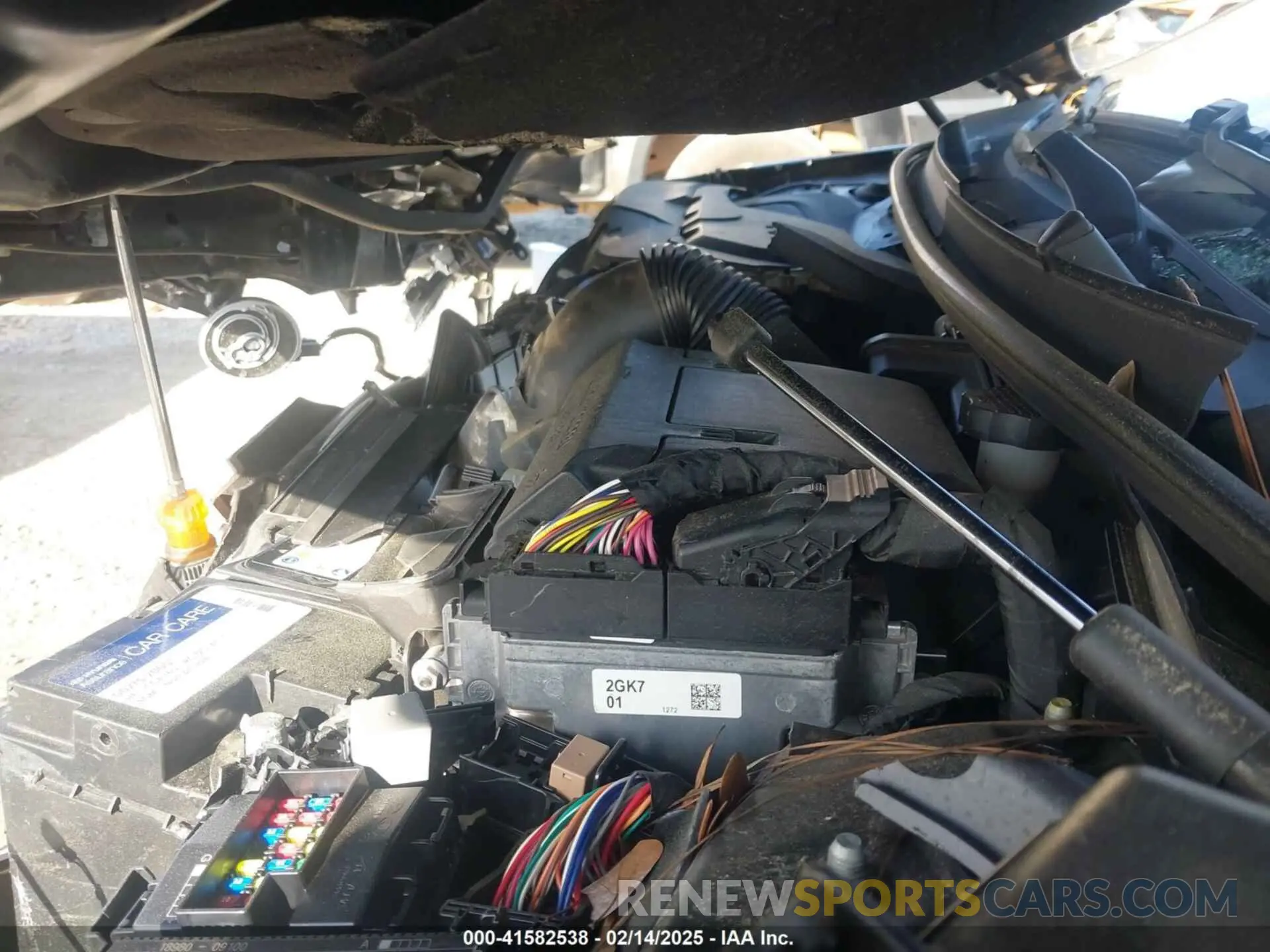 10 Photograph of a damaged car 5NPE34AFXKH761180 HYUNDAI SONATA 2019