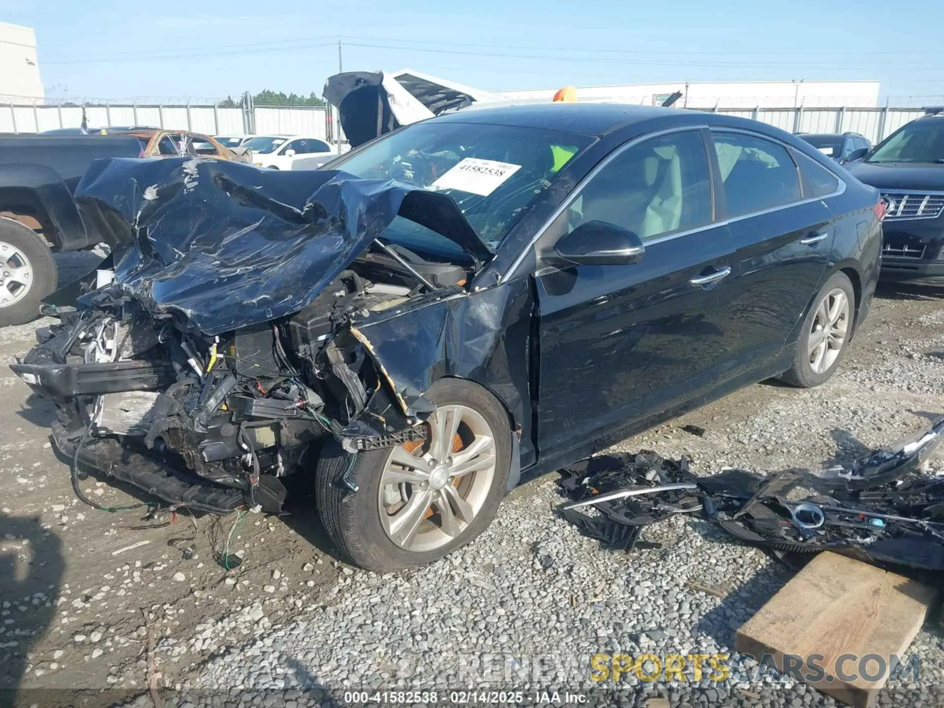 2 Photograph of a damaged car 5NPE34AFXKH761180 HYUNDAI SONATA 2019