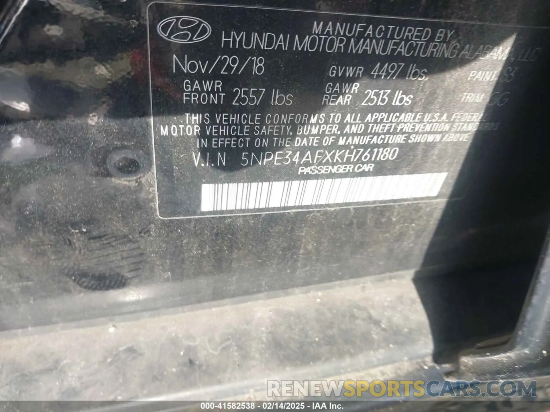 9 Photograph of a damaged car 5NPE34AFXKH761180 HYUNDAI SONATA 2019