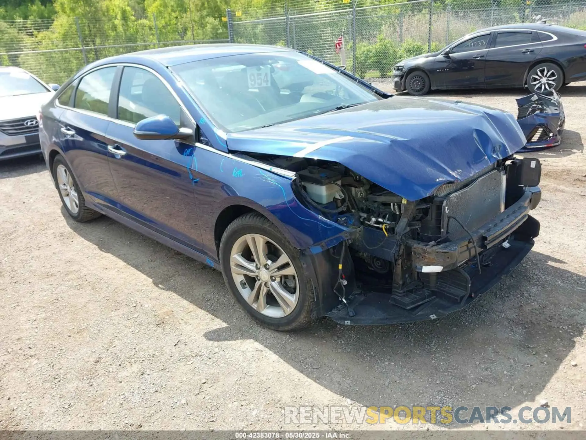 1 Photograph of a damaged car 5NPE34AFXKH761843 HYUNDAI SONATA 2019
