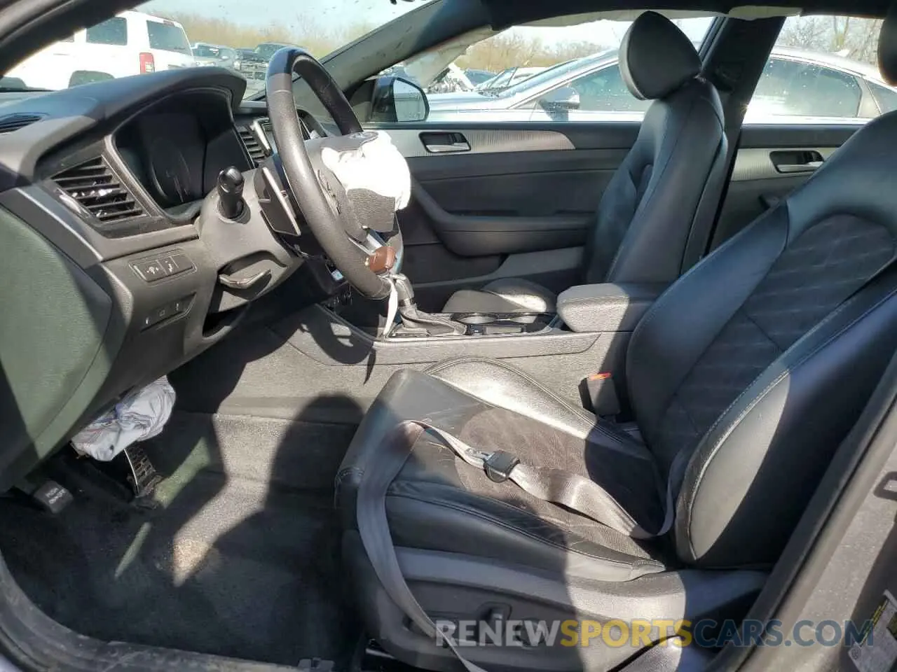 7 Photograph of a damaged car 5NPE34AFXKH778190 HYUNDAI SONATA 2019