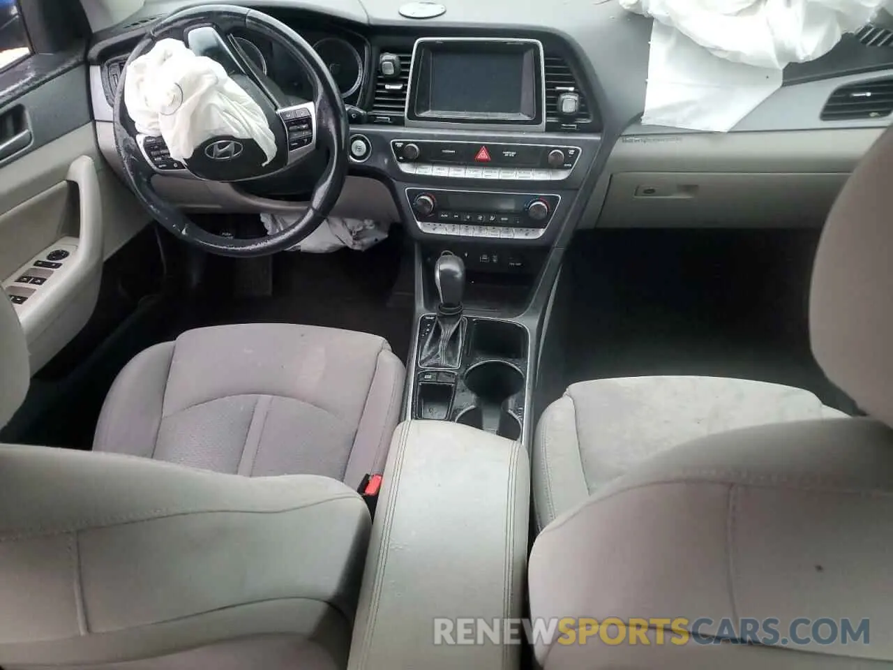8 Photograph of a damaged car 5NPE34AFXKH783387 HYUNDAI SONATA 2019