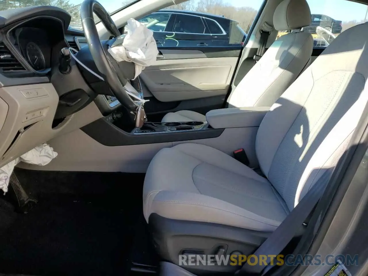 7 Photograph of a damaged car 5NPE34AFXKH797046 HYUNDAI SONATA 2019