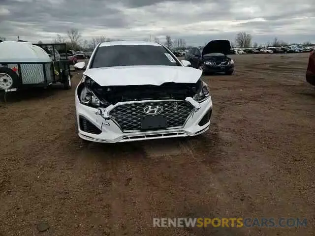 13 Photograph of a damaged car 5NPE34AFXKH807395 HYUNDAI SONATA 2019
