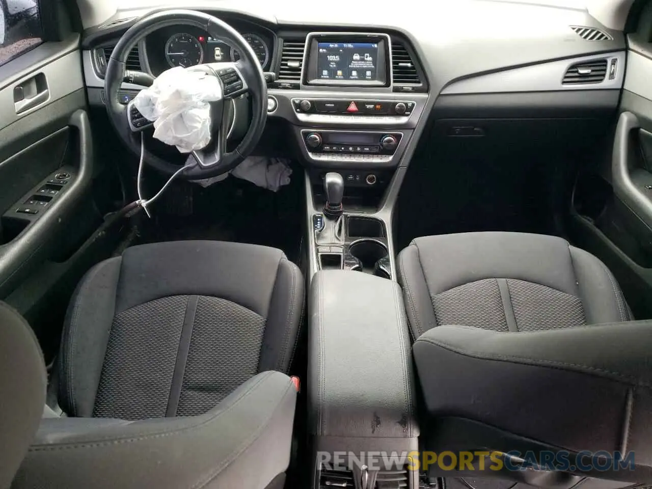 8 Photograph of a damaged car 5NPE34AFXKH807395 HYUNDAI SONATA 2019