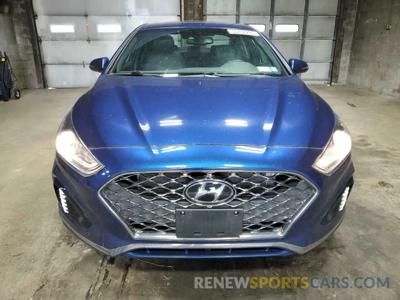 5 Photograph of a damaged car 5NPE34AFXKH812760 HYUNDAI SONATA 2019