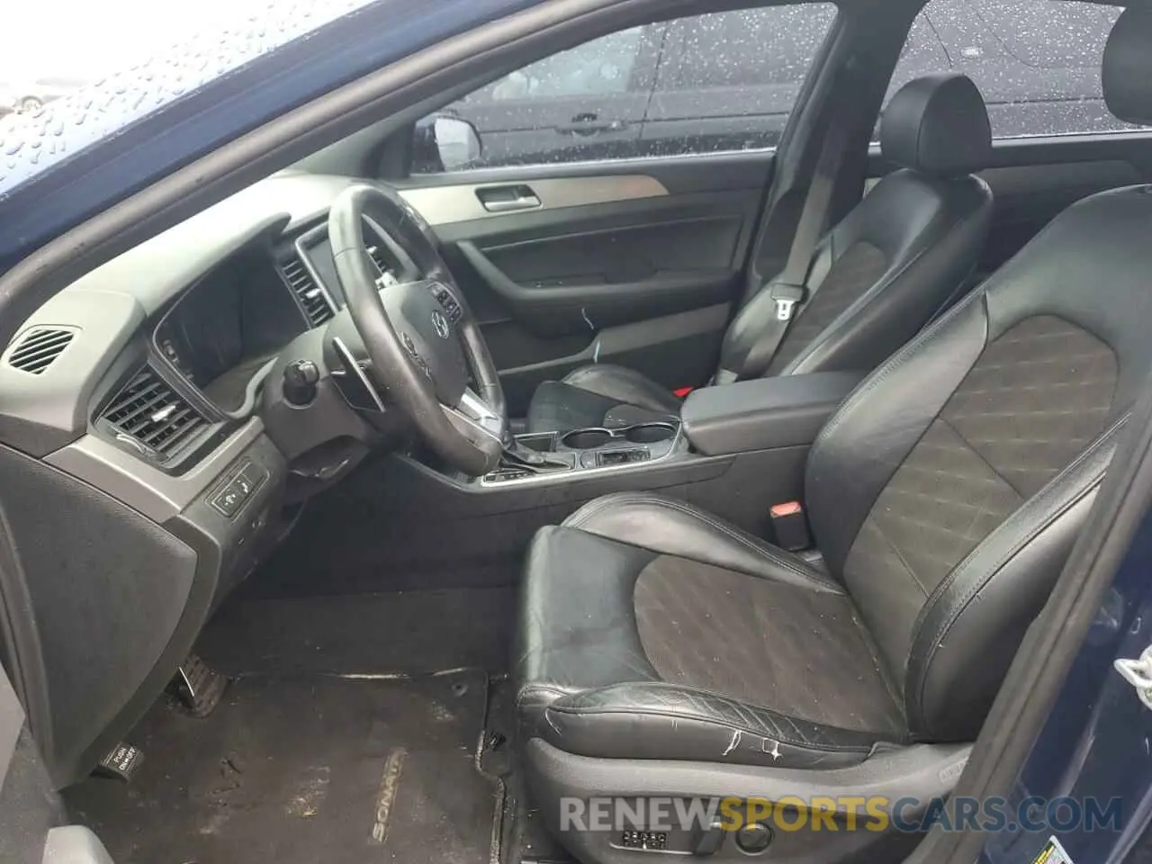 7 Photograph of a damaged car 5NPE34AFXKH815545 HYUNDAI SONATA 2019
