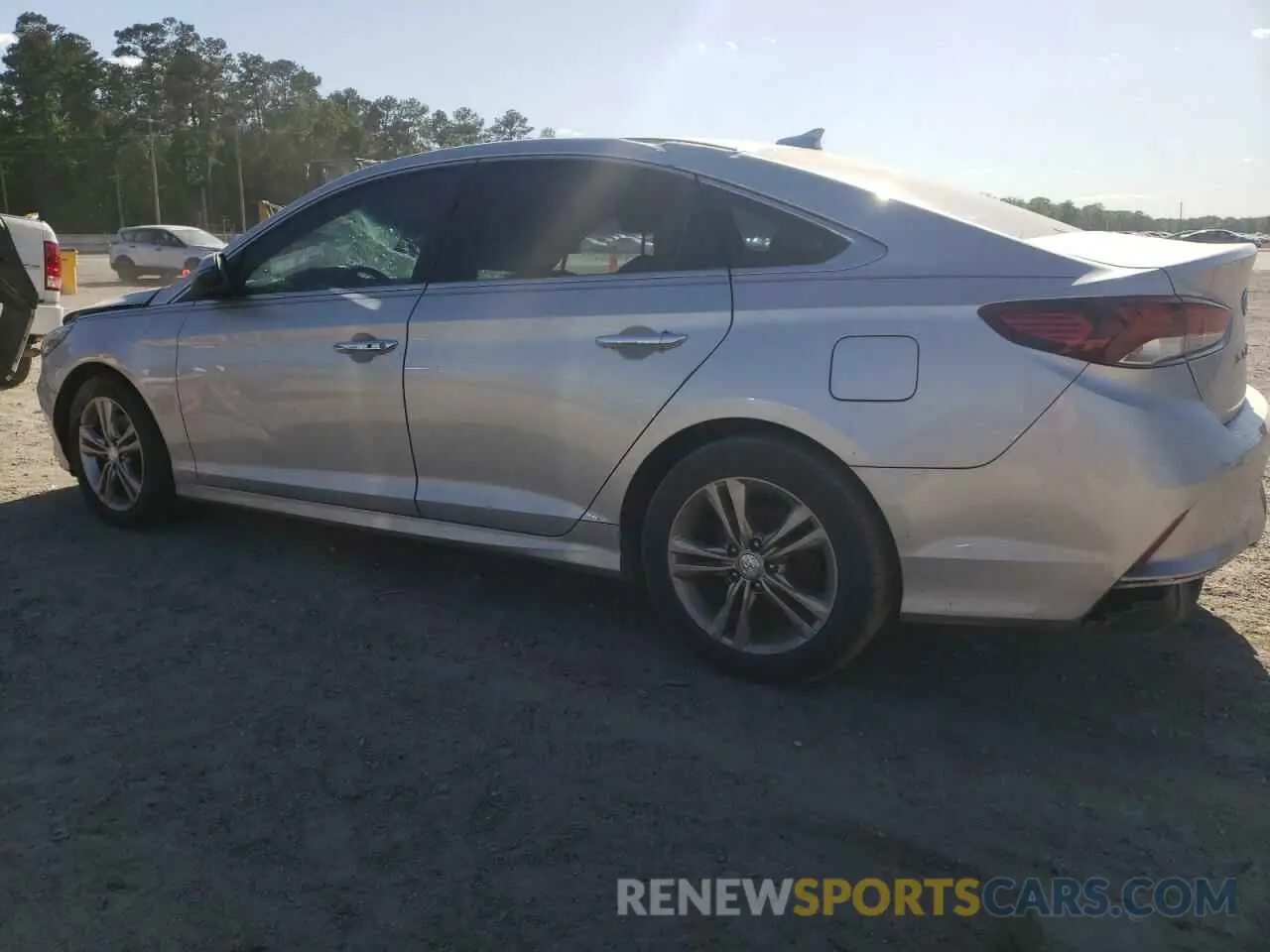 2 Photograph of a damaged car 5NPE34AFXKH820017 HYUNDAI SONATA 2019