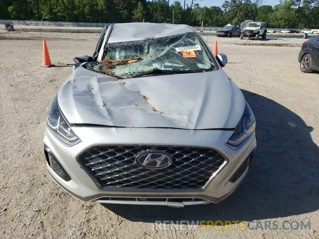 5 Photograph of a damaged car 5NPE34AFXKH820017 HYUNDAI SONATA 2019