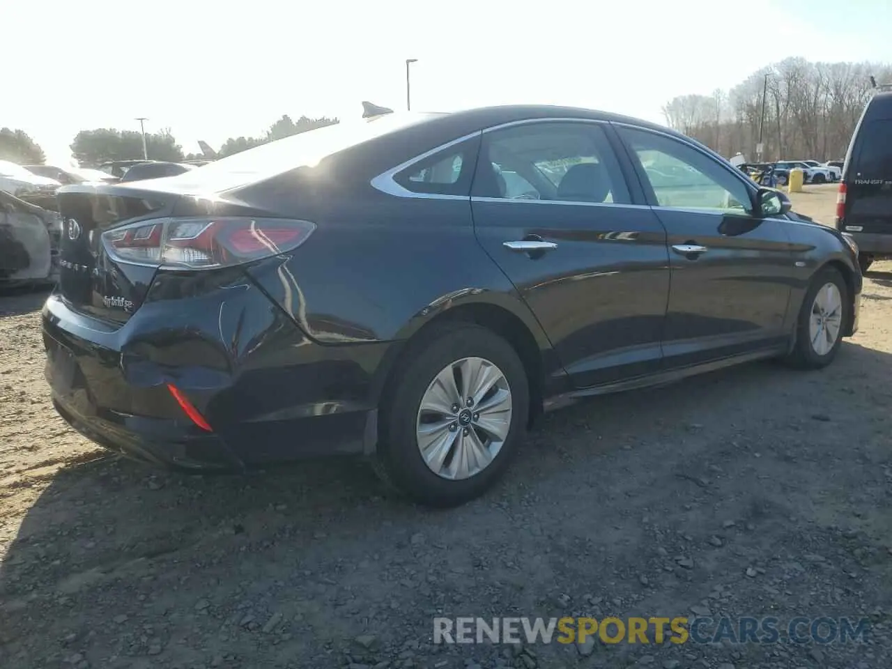 3 Photograph of a damaged car KMHE24L39KA091873 HYUNDAI SONATA 2019