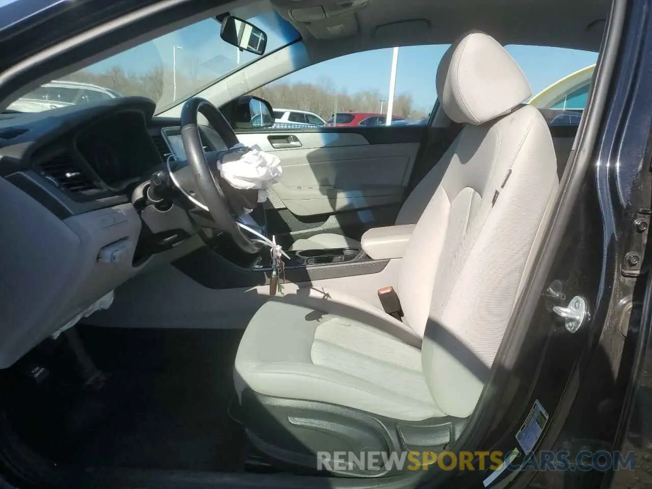 7 Photograph of a damaged car KMHE24L39KA091873 HYUNDAI SONATA 2019