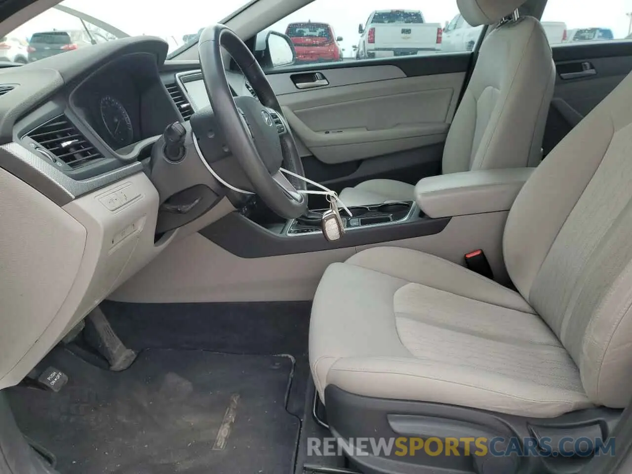 7 Photograph of a damaged car KMHE24L39KA094160 HYUNDAI SONATA 2019