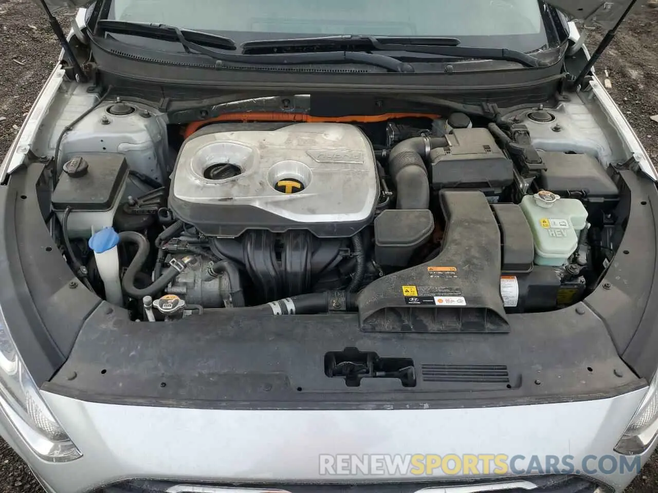12 Photograph of a damaged car KMHE34L35KA091012 HYUNDAI SONATA 2019