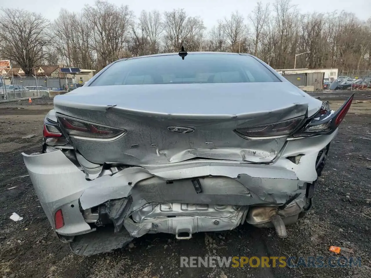 6 Photograph of a damaged car KMHE34L35KA091012 HYUNDAI SONATA 2019