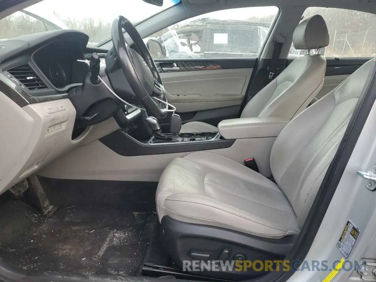 7 Photograph of a damaged car KMHE34L35KA091012 HYUNDAI SONATA 2019