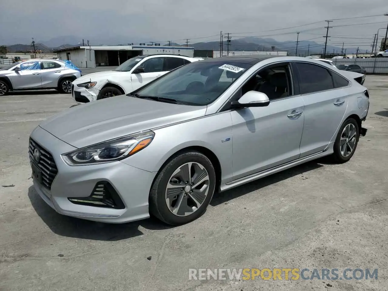 1 Photograph of a damaged car KMHE34L37KA092193 HYUNDAI SONATA 2019