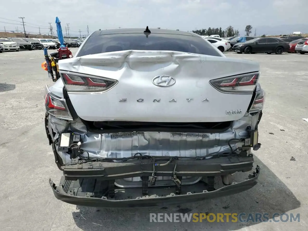 6 Photograph of a damaged car KMHE34L37KA092193 HYUNDAI SONATA 2019