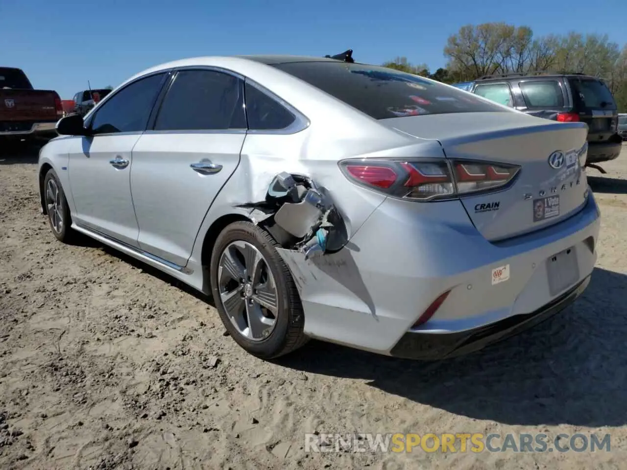 2 Photograph of a damaged car KMHE34L3XKA089241 HYUNDAI SONATA 2019