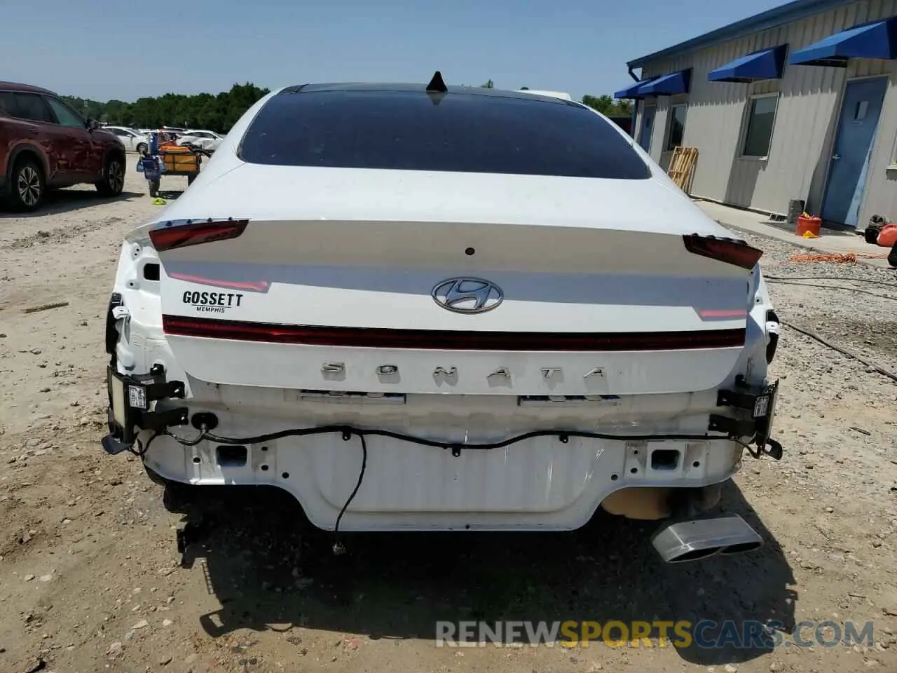 6 Photograph of a damaged car 5NPEF4JA0LH028116 HYUNDAI SONATA 2020