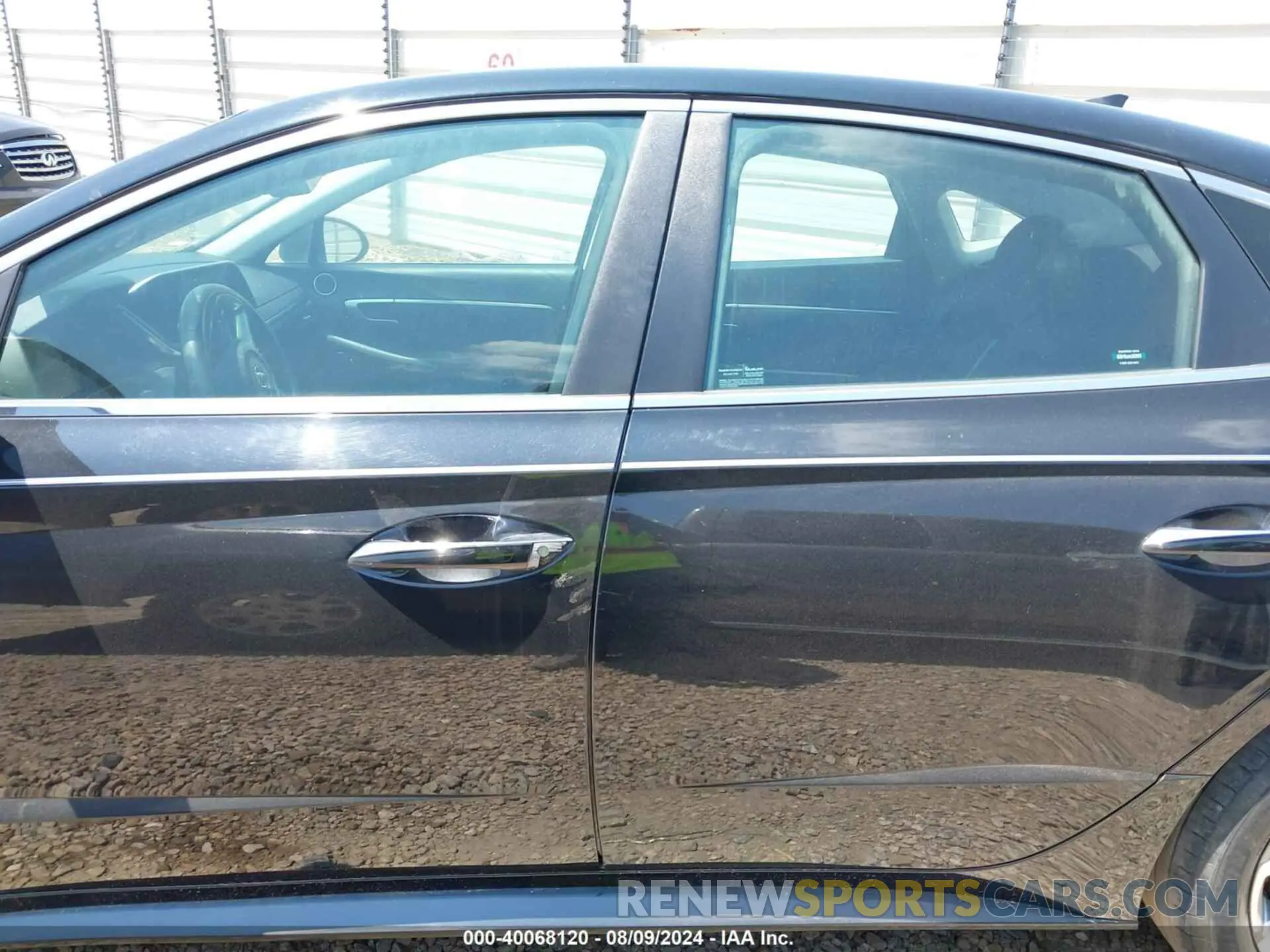 14 Photograph of a damaged car 5NPEF4JA0LH043280 HYUNDAI SONATA 2020