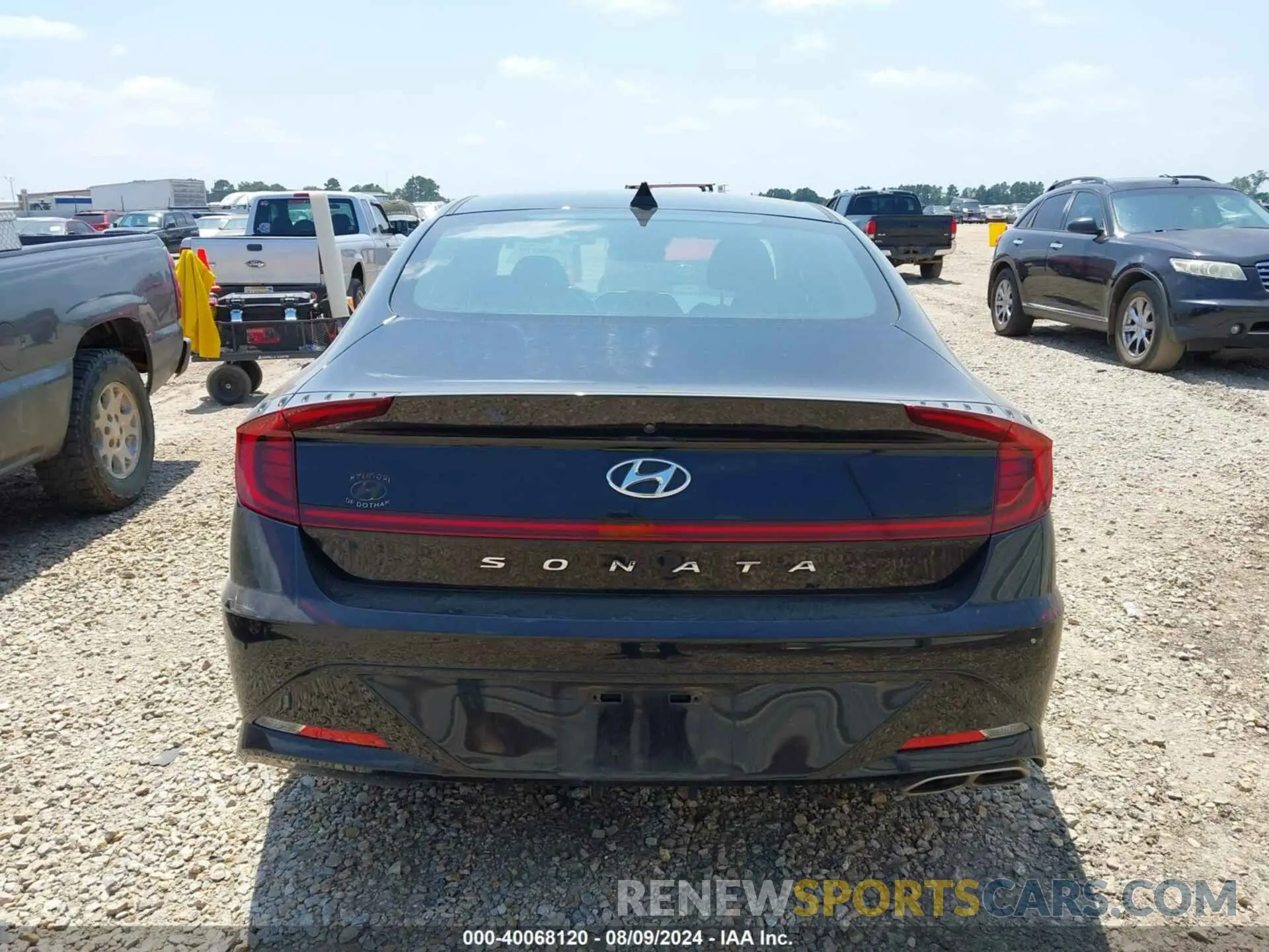 16 Photograph of a damaged car 5NPEF4JA0LH043280 HYUNDAI SONATA 2020