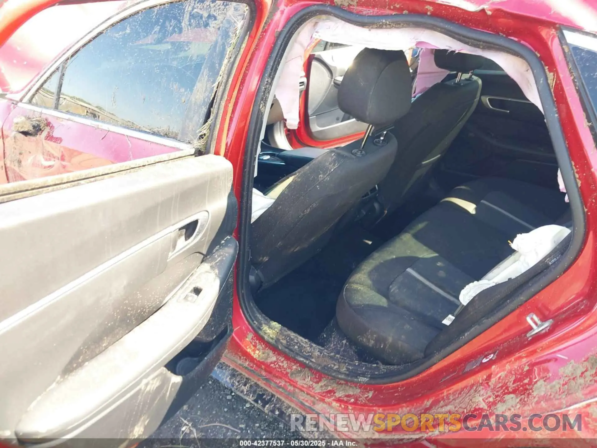 8 Photograph of a damaged car 5NPEF4JA0LH056725 HYUNDAI SONATA 2020