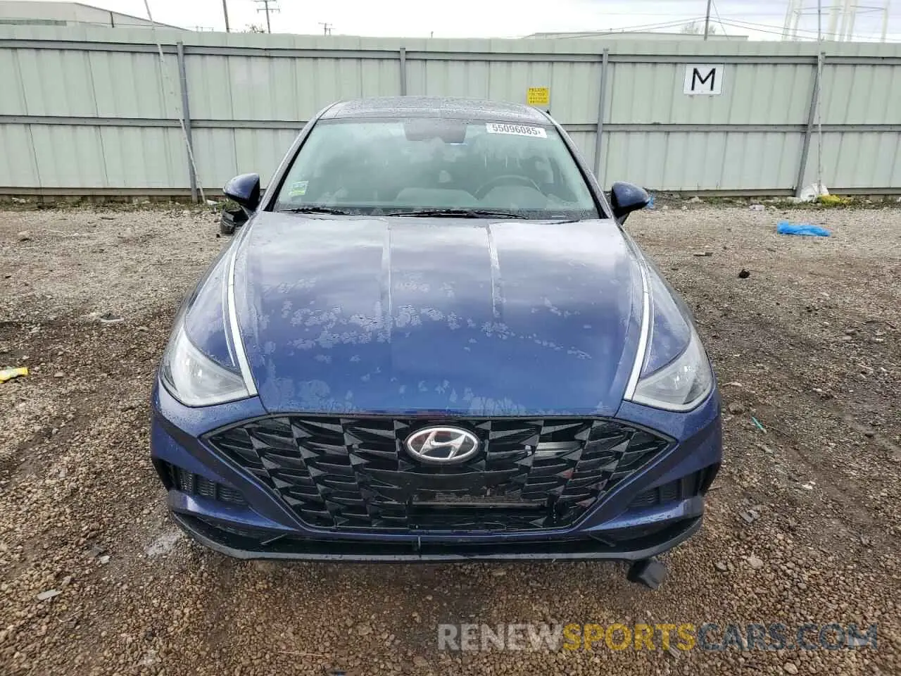 5 Photograph of a damaged car 5NPEF4JA1LH042834 HYUNDAI SONATA 2020