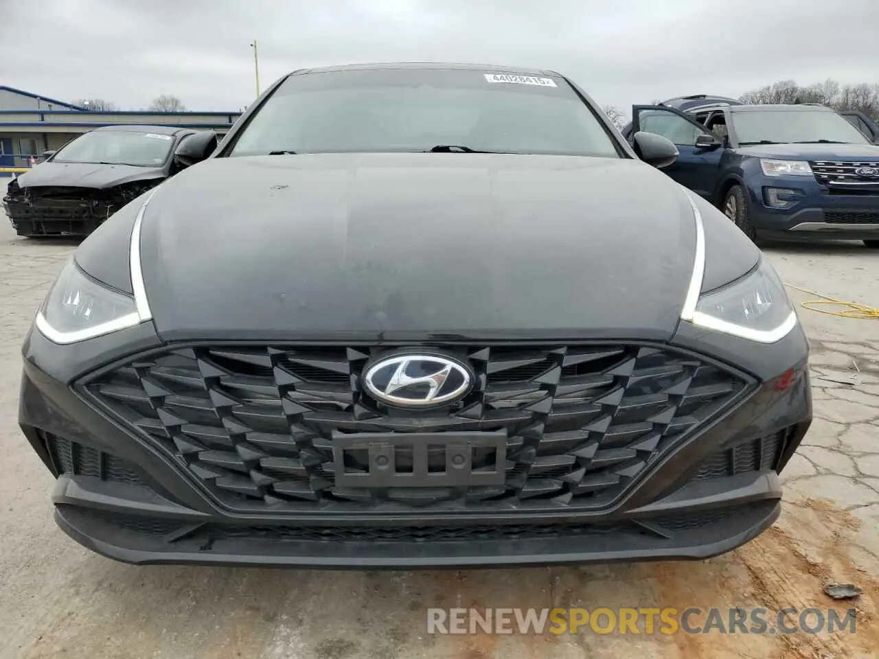 5 Photograph of a damaged car 5NPEF4JA2LH023953 HYUNDAI SONATA 2020