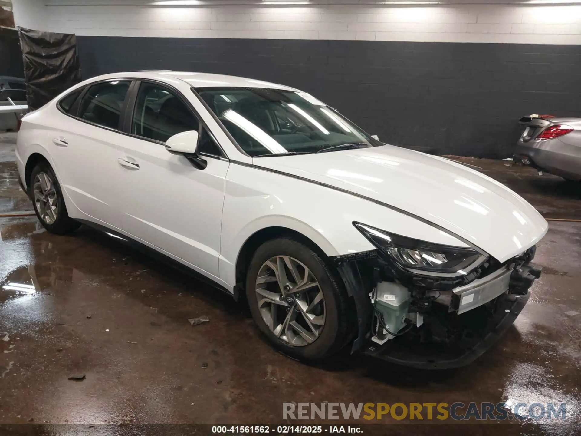 1 Photograph of a damaged car 5NPEF4JA3LH027333 HYUNDAI SONATA 2020