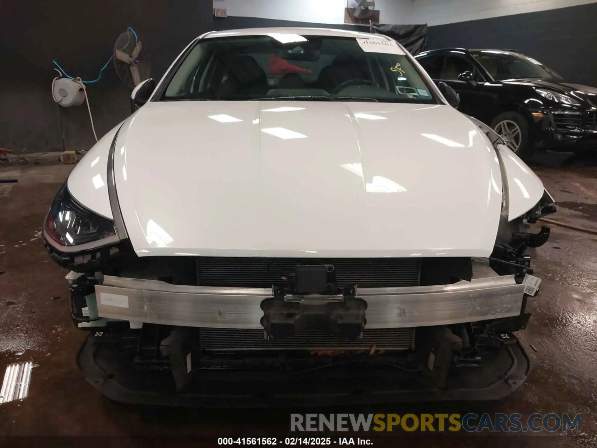 13 Photograph of a damaged car 5NPEF4JA3LH027333 HYUNDAI SONATA 2020