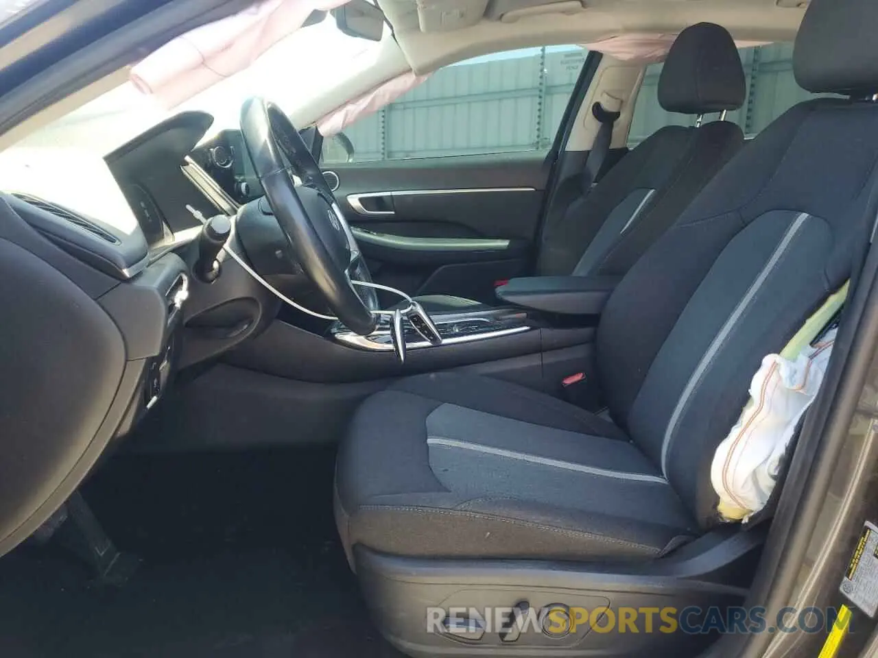 7 Photograph of a damaged car 5NPEF4JA3LH039126 HYUNDAI SONATA 2020