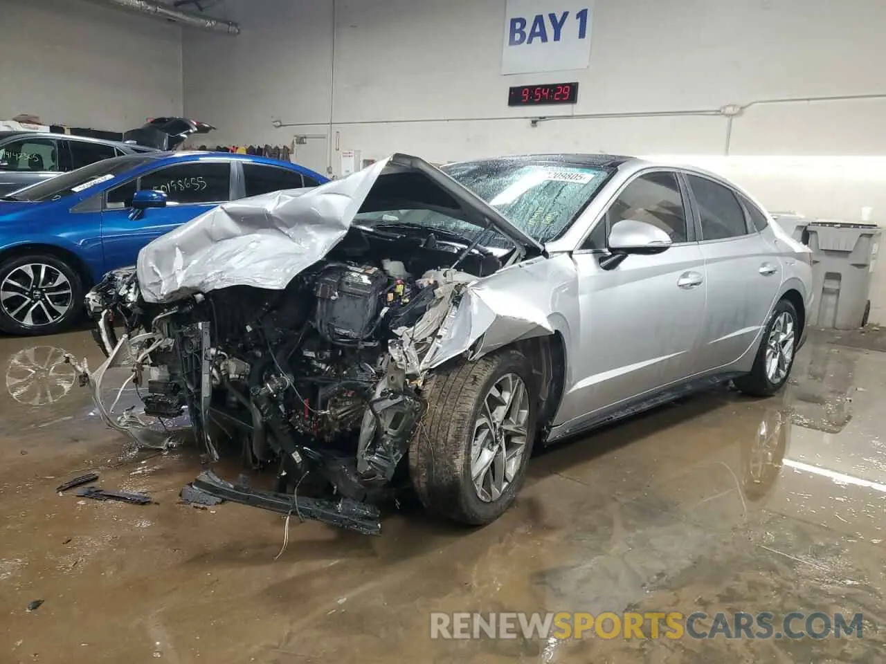 1 Photograph of a damaged car 5NPEF4JA3LH054175 HYUNDAI SONATA 2020