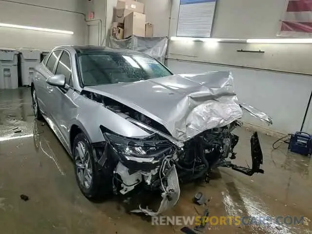 13 Photograph of a damaged car 5NPEF4JA3LH054175 HYUNDAI SONATA 2020