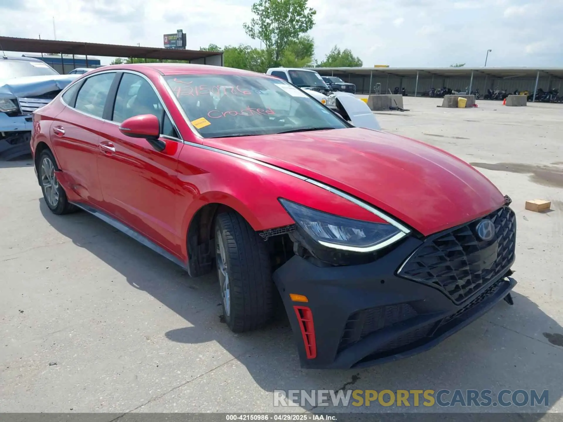 1 Photograph of a damaged car 5NPEF4JA3LH058839 HYUNDAI SONATA 2020
