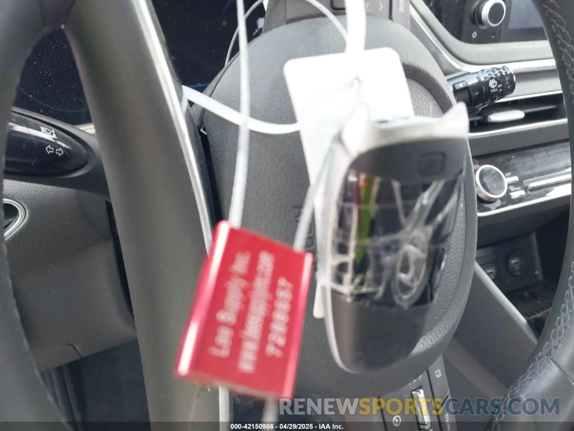 11 Photograph of a damaged car 5NPEF4JA3LH058839 HYUNDAI SONATA 2020
