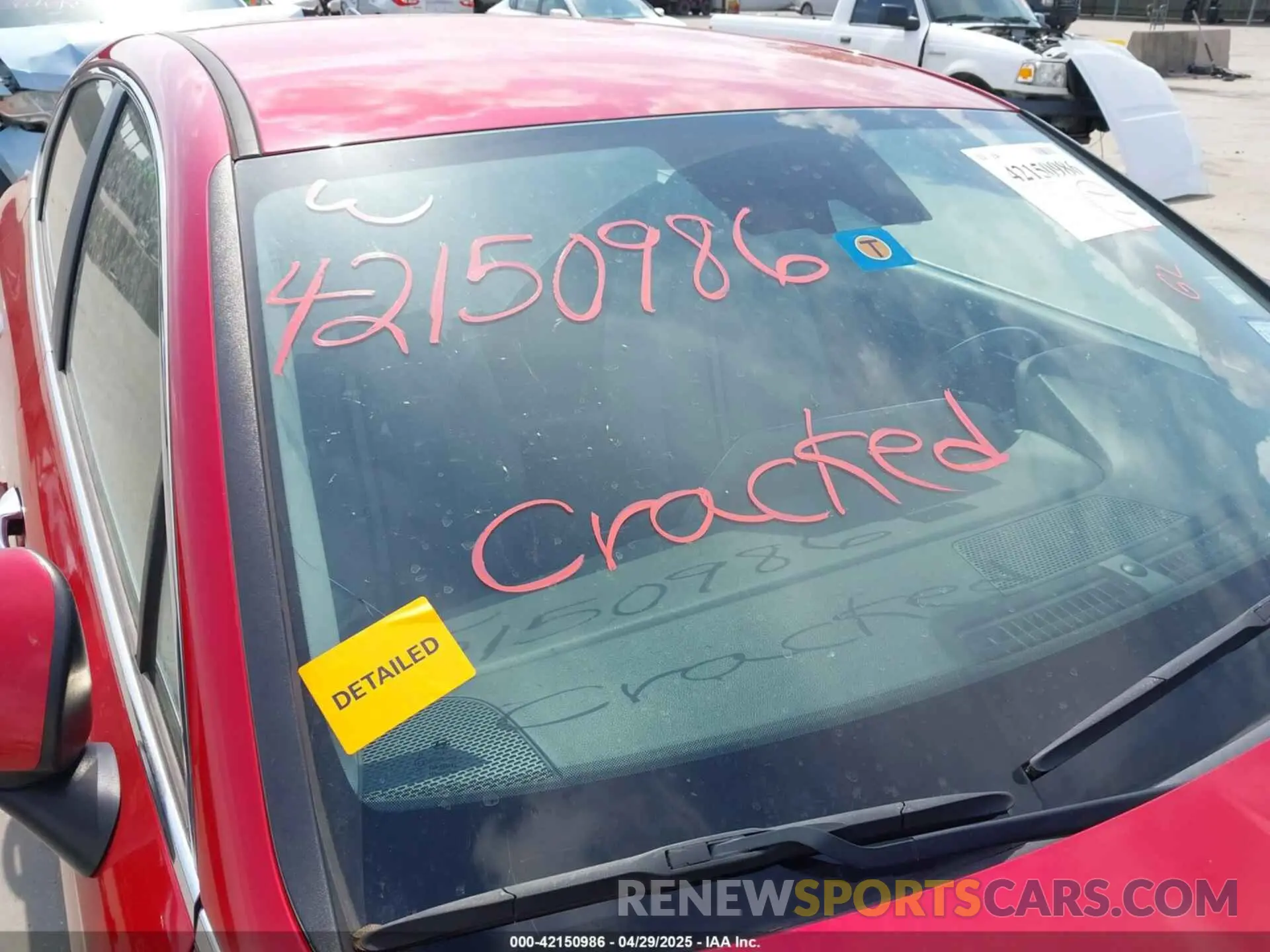 19 Photograph of a damaged car 5NPEF4JA3LH058839 HYUNDAI SONATA 2020