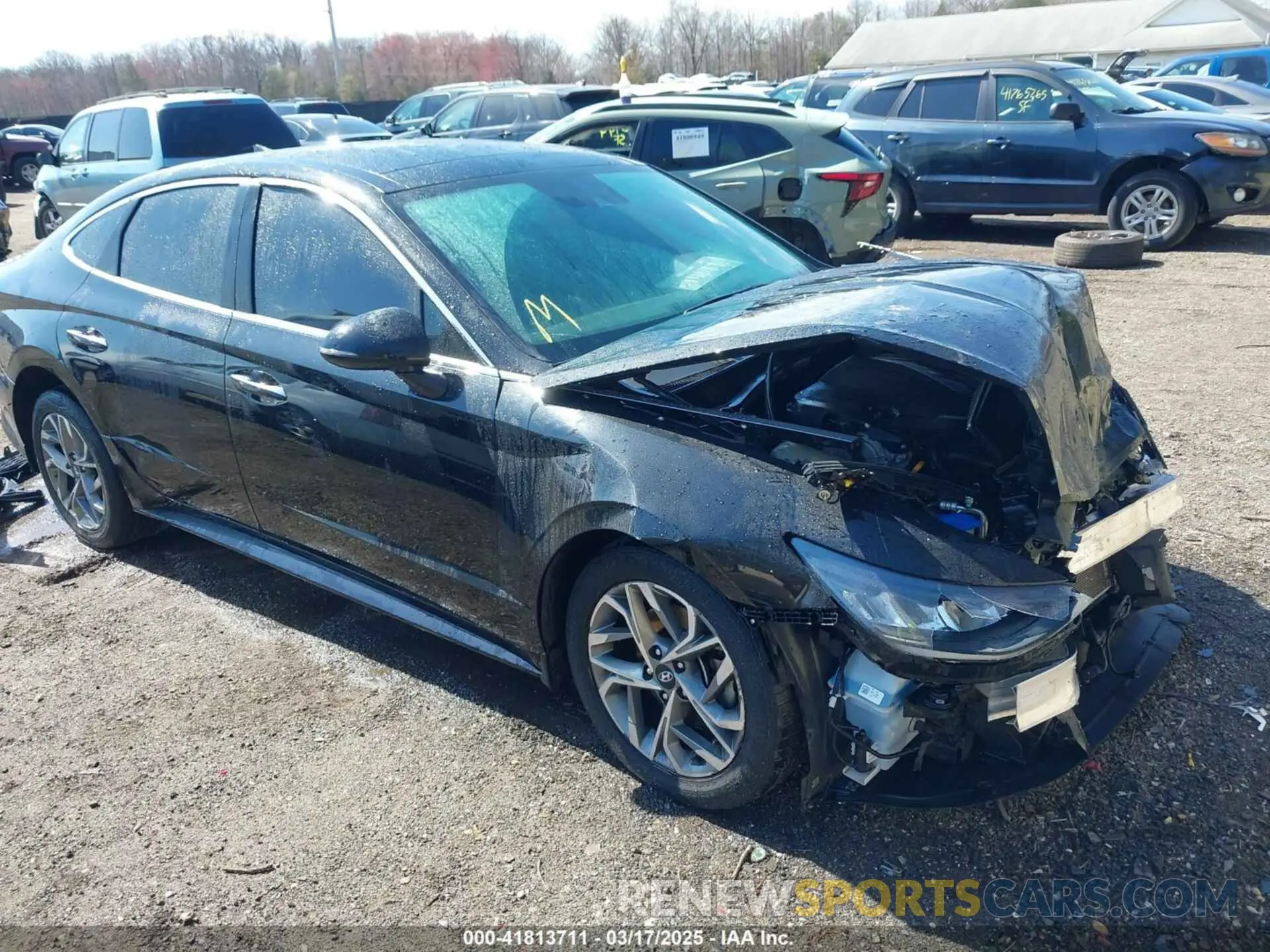 1 Photograph of a damaged car 5NPEF4JA3LH059215 HYUNDAI SONATA 2020