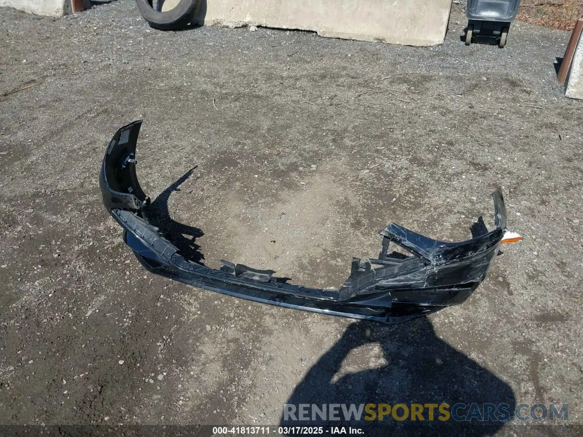 11 Photograph of a damaged car 5NPEF4JA3LH059215 HYUNDAI SONATA 2020