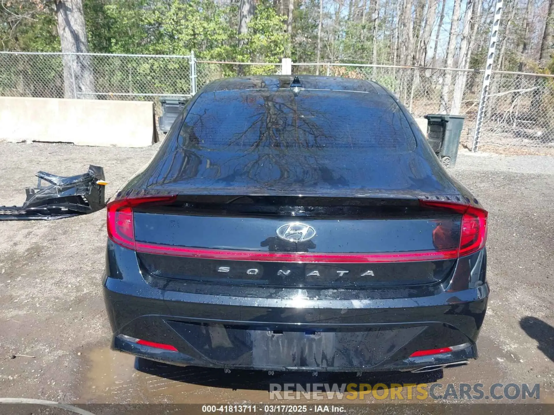 16 Photograph of a damaged car 5NPEF4JA3LH059215 HYUNDAI SONATA 2020