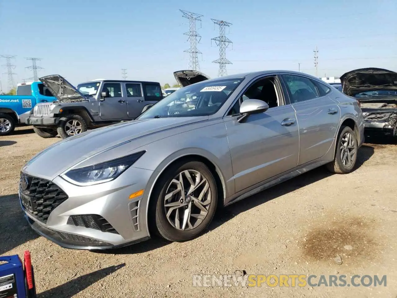 1 Photograph of a damaged car 5NPEF4JA3LH060610 HYUNDAI SONATA 2020