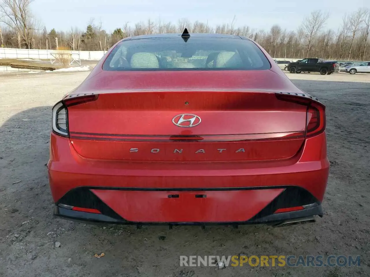 6 Photograph of a damaged car 5NPEF4JA4LH002019 HYUNDAI SONATA 2020